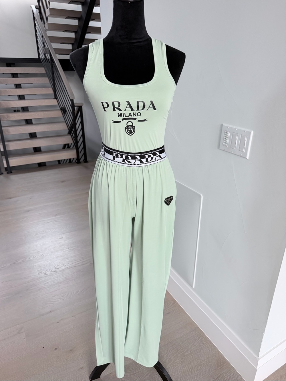 Prada Milano Mint Green Tank top with Wide Leg Matching pats with pockets size S - Picture 2 of 4